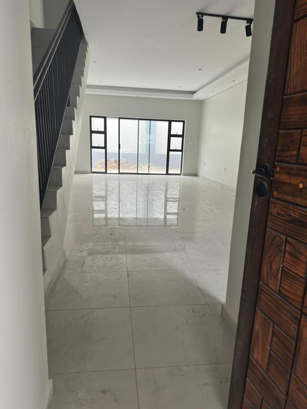 To Let 3 Bedroom Property for Rent in Erasmia Gauteng