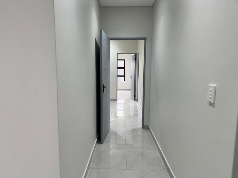 To Let 3 Bedroom Property for Rent in Erasmia Gauteng