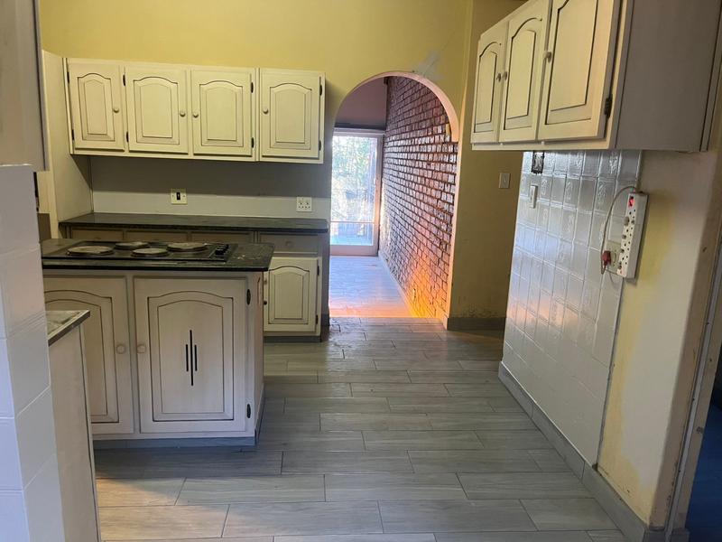 To Let 4 Bedroom Property for Rent in Florauna Gauteng