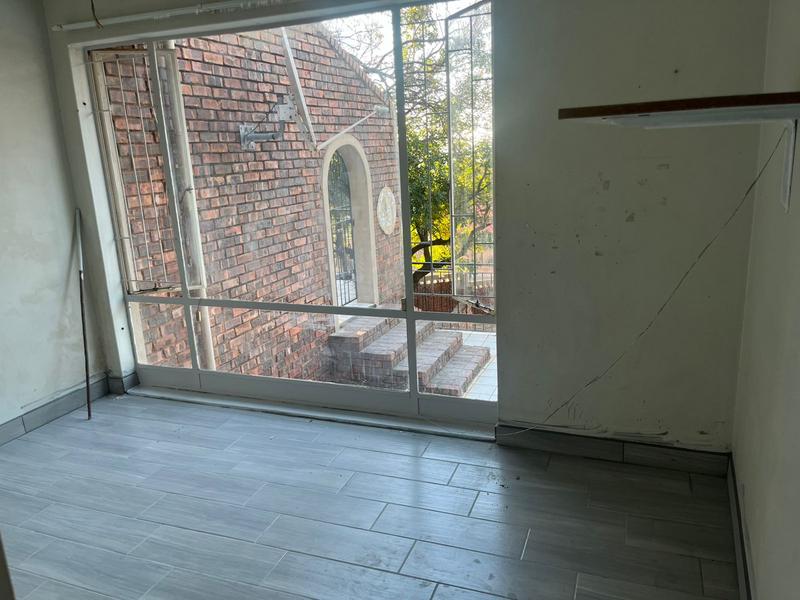 To Let 4 Bedroom Property for Rent in Florauna Gauteng