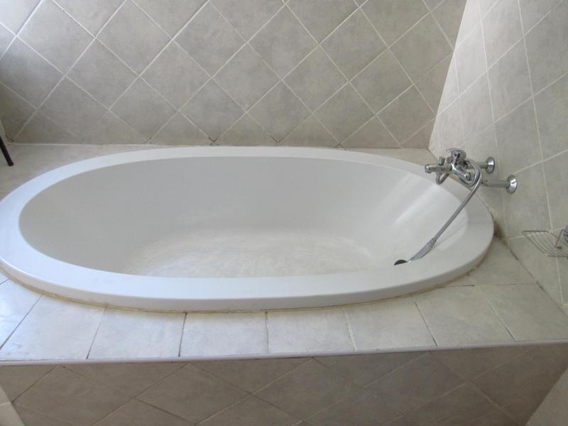 To Let 4 Bedroom Property for Rent in Menlo Park Gauteng