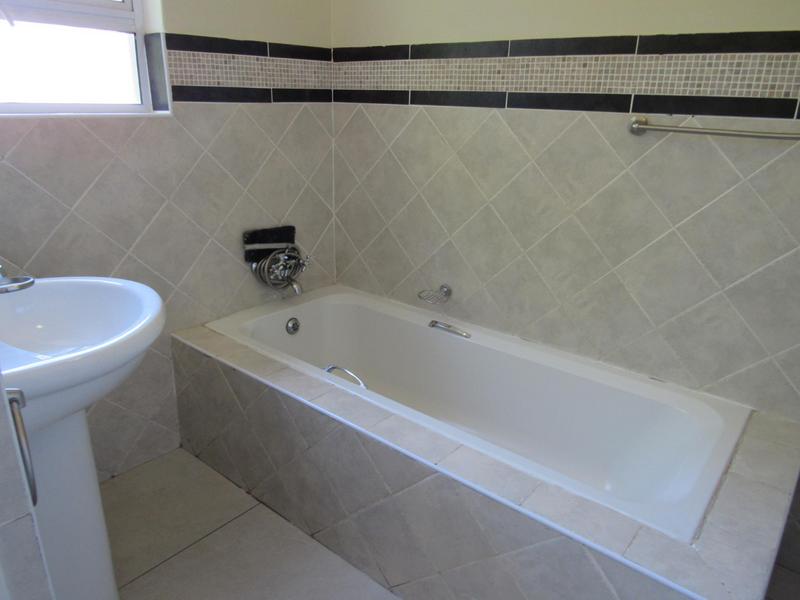 To Let 4 Bedroom Property for Rent in Menlo Park Gauteng