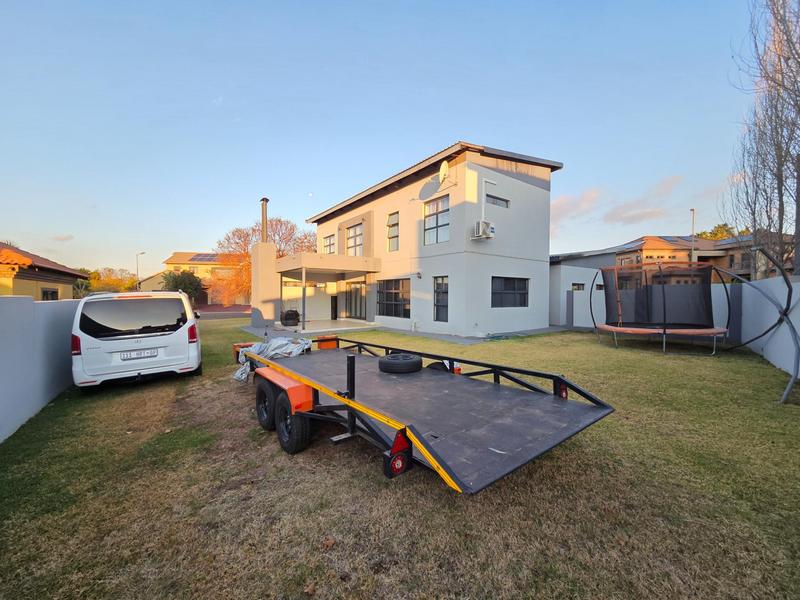 To Let 3 Bedroom Property for Rent in Stone Ridge Gauteng