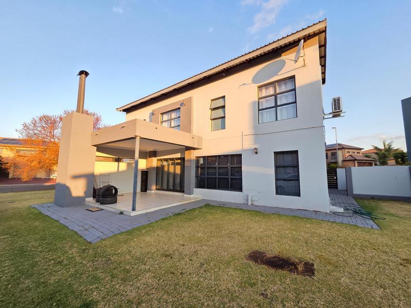 To Let 3 Bedroom Property for Rent in Stone Ridge Gauteng