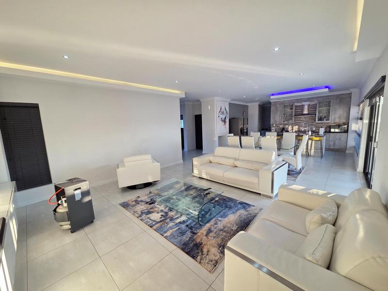 To Let 3 Bedroom Property for Rent in Stone Ridge Gauteng