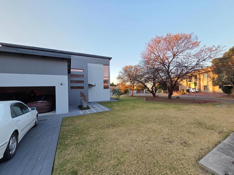 To Let 3 Bedroom Property for Rent in Stone Ridge Gauteng