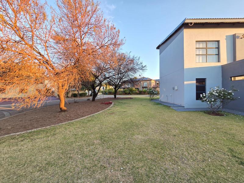 3 Bedroom Property for Sale in Stone Ridge Gauteng