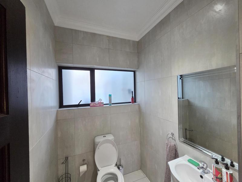 3 Bedroom Property for Sale in Stone Ridge Gauteng