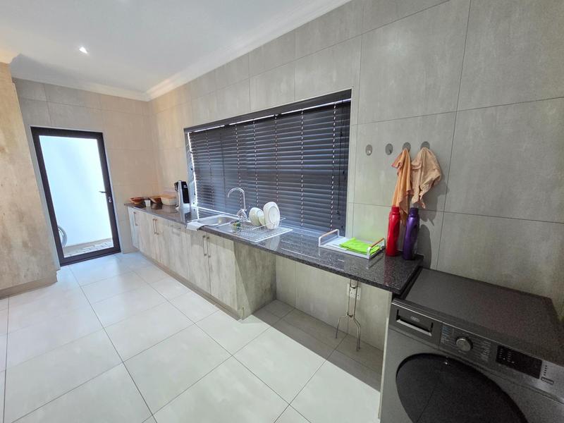 3 Bedroom Property for Sale in Stone Ridge Gauteng