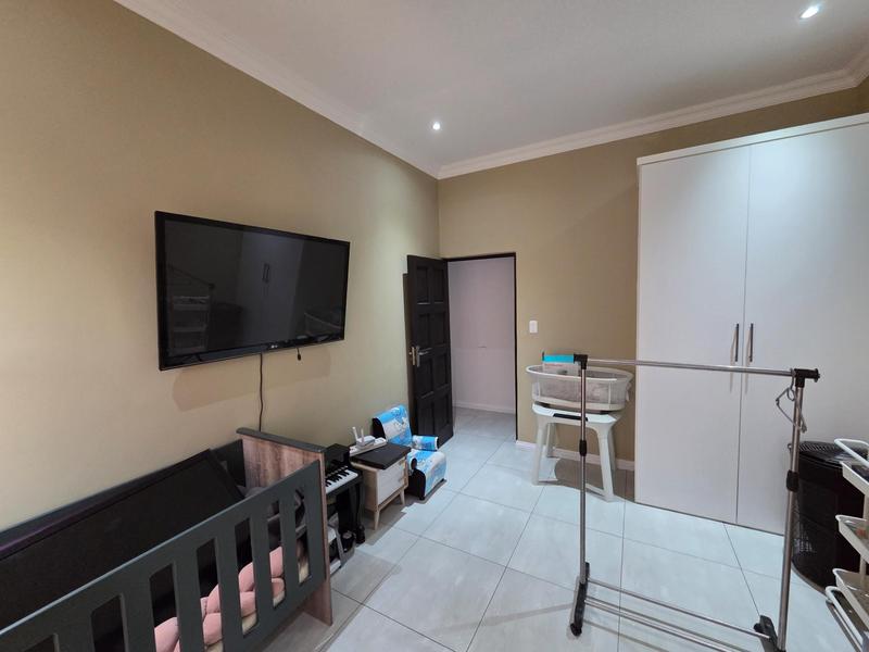 3 Bedroom Property for Sale in Stone Ridge Gauteng