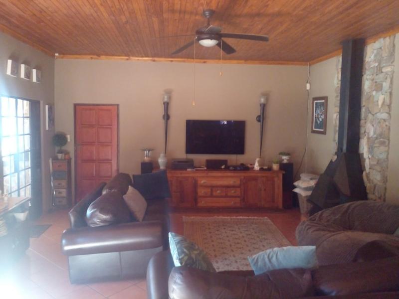 3 Bedroom Property for Sale in Monavoni Gauteng
