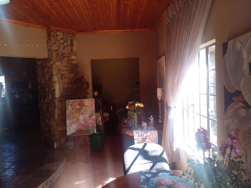 3 Bedroom Property for Sale in Monavoni Gauteng