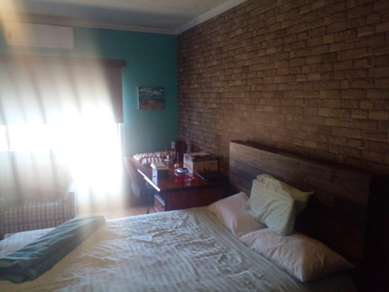 3 Bedroom Property for Sale in Monavoni Gauteng