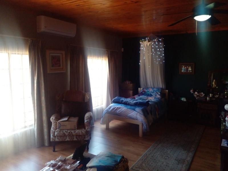 3 Bedroom Property for Sale in Monavoni Gauteng