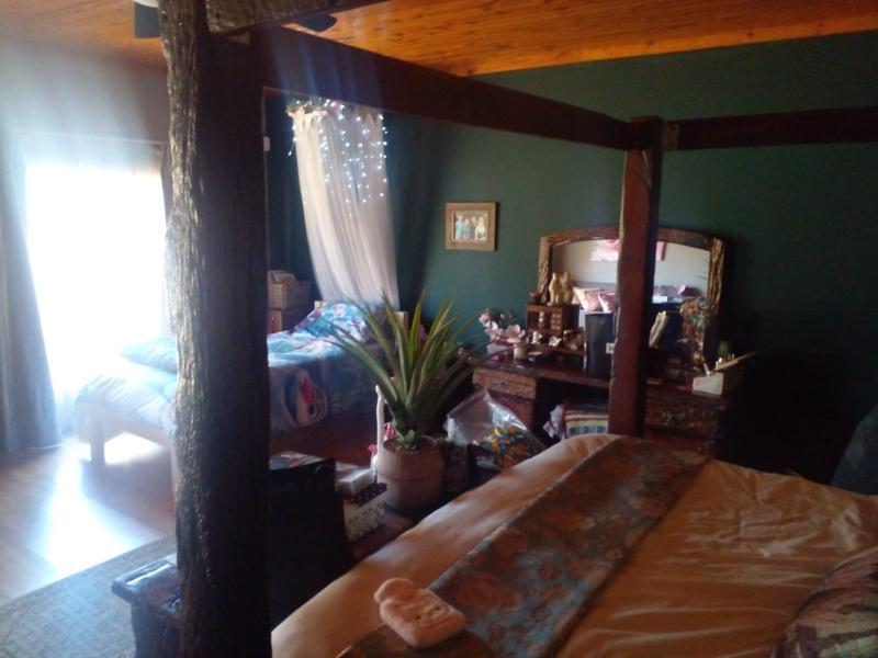 3 Bedroom Property for Sale in Monavoni Gauteng