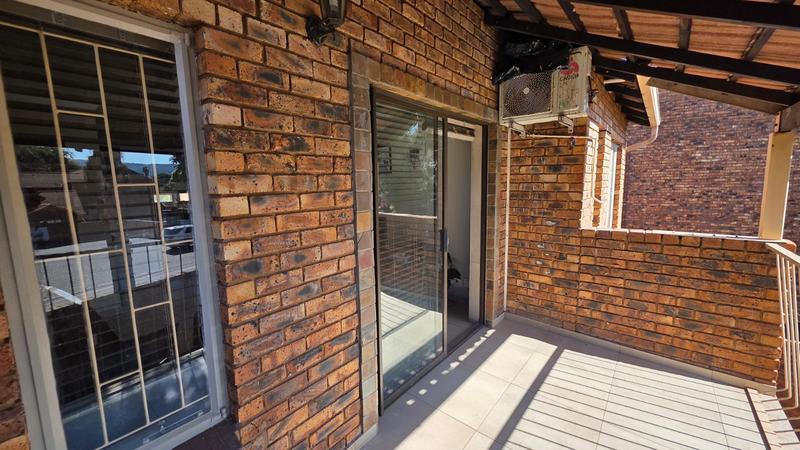 2 Bedroom Property for Sale in Doornpoort Gauteng