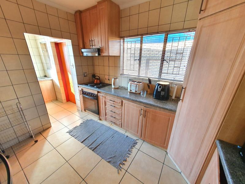 4 Bedroom Property for Sale in Florauna Gauteng