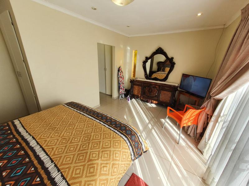 4 Bedroom Property for Sale in Florauna Gauteng