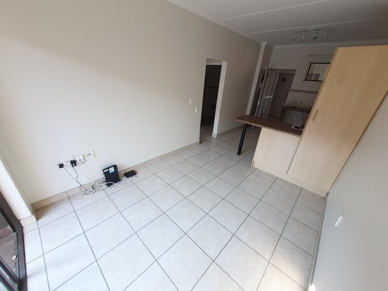 1 Bedroom Property for Sale in Montana Tuine Gauteng