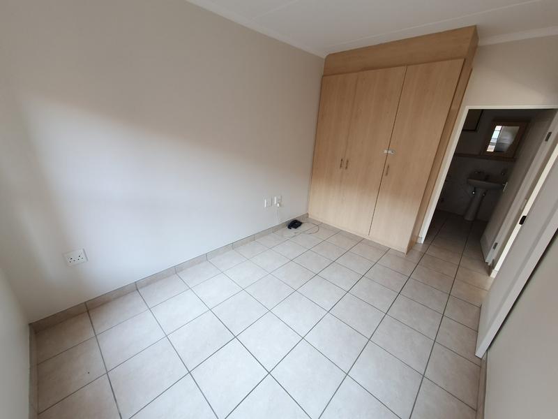 1 Bedroom Property for Sale in Montana Tuine Gauteng