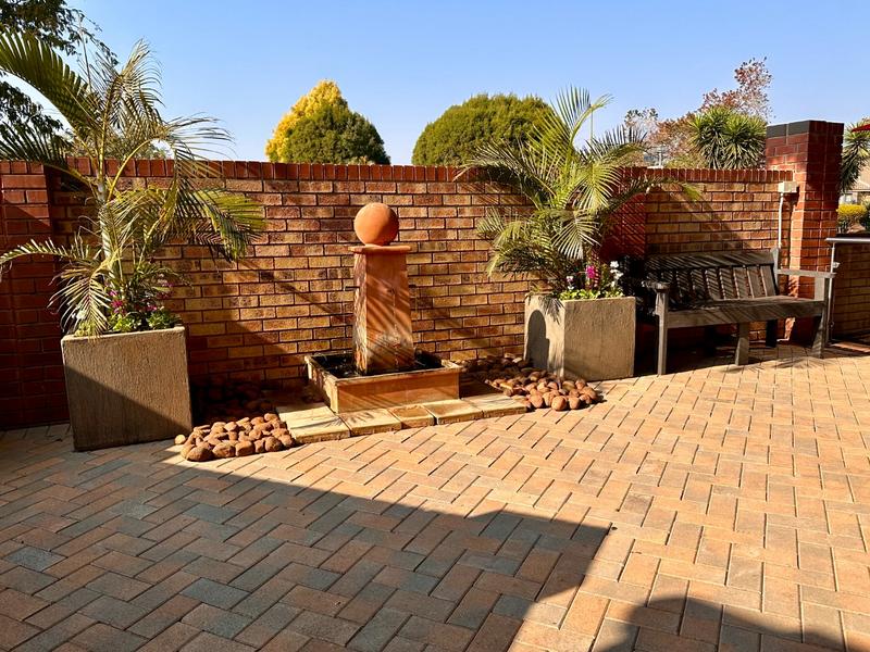 1 Bedroom Property for Sale in Montana Tuine Gauteng