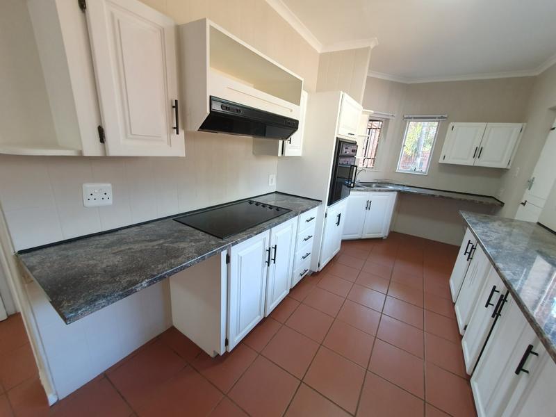 4 Bedroom Property for Sale in Theresa Park Gauteng