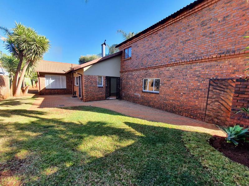 4 Bedroom Property for Sale in Theresa Park Gauteng