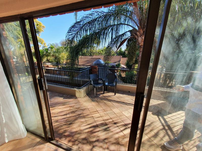 4 Bedroom Property for Sale in Theresa Park Gauteng
