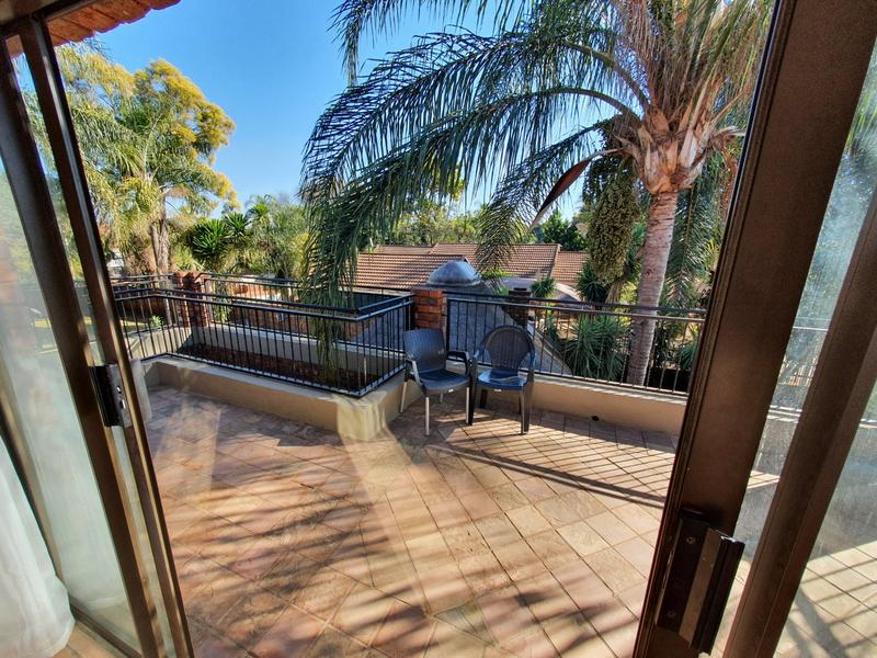 4 Bedroom Property for Sale in Theresa Park Gauteng
