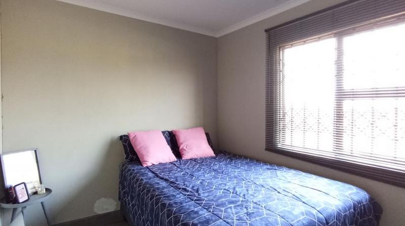2 Bedroom Property for Sale in Windmill Park Gauteng