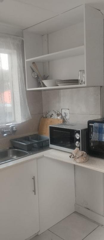 To Let 1 Bedroom Property for Rent in Cyrildene Gauteng