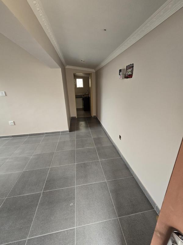 To Let 1 Bedroom Property for Rent in Cyrildene Gauteng
