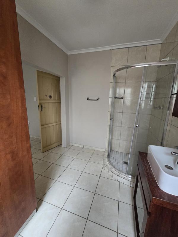 To Let 1 Bedroom Property for Rent in Cyrildene Gauteng