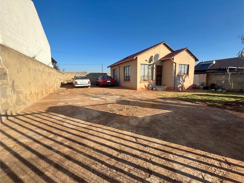 3 Bedroom Property for Sale in Dawn Park Gauteng
