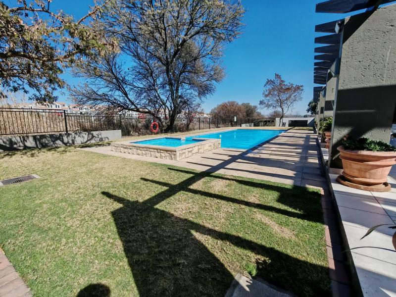 To Let 1 Bedroom Property for Rent in Craigavon Gauteng