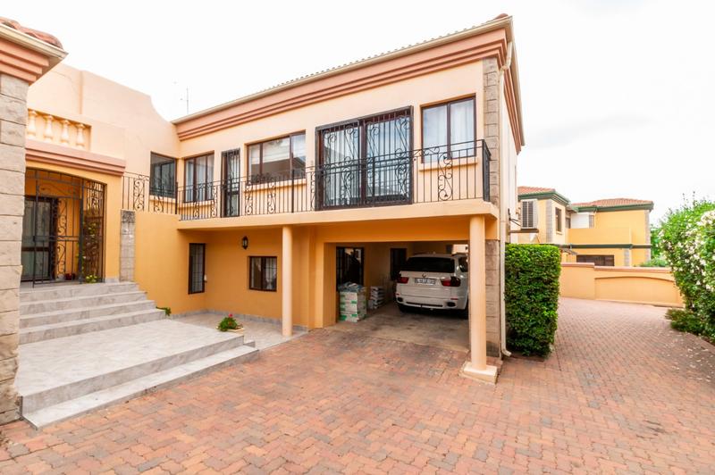To Let 4 Bedroom Property for Rent in Craigavon Gauteng