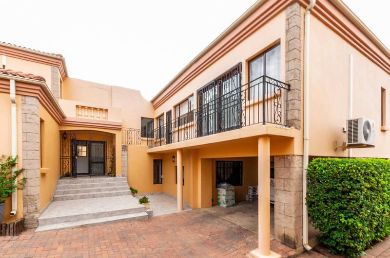 To Let 4 Bedroom Property for Rent in Craigavon Gauteng