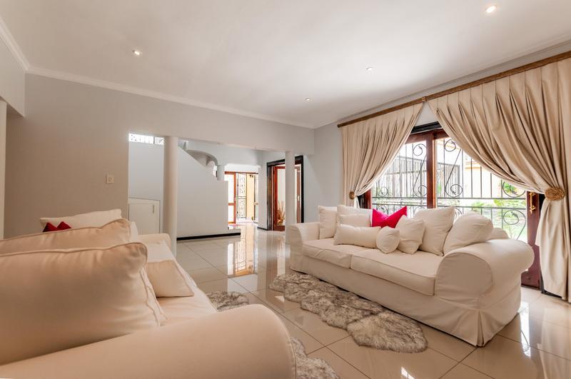 To Let 4 Bedroom Property for Rent in Craigavon Gauteng