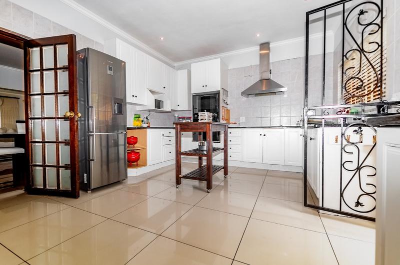 To Let 4 Bedroom Property for Rent in Craigavon Gauteng