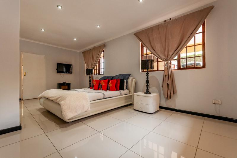 To Let 4 Bedroom Property for Rent in Craigavon Gauteng