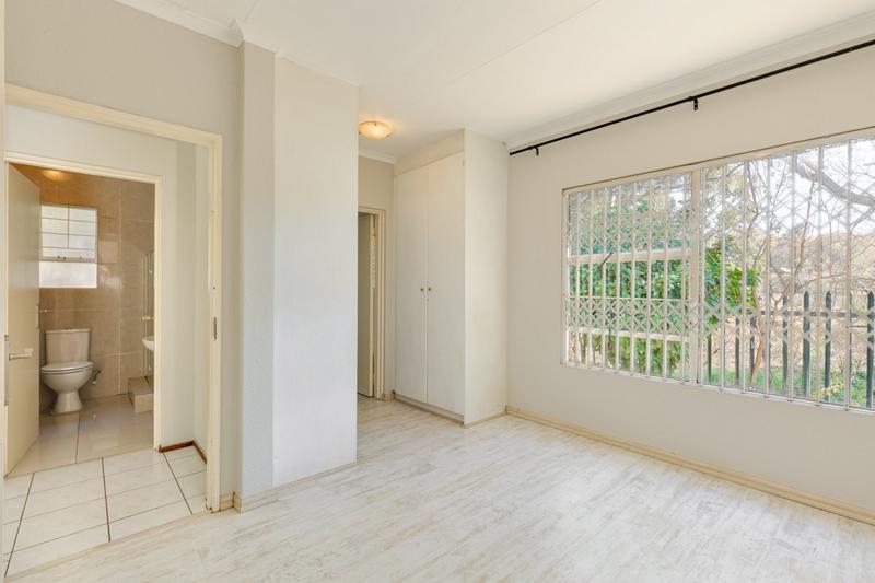 To Let 3 Bedroom Property for Rent in Douglasdale Gauteng