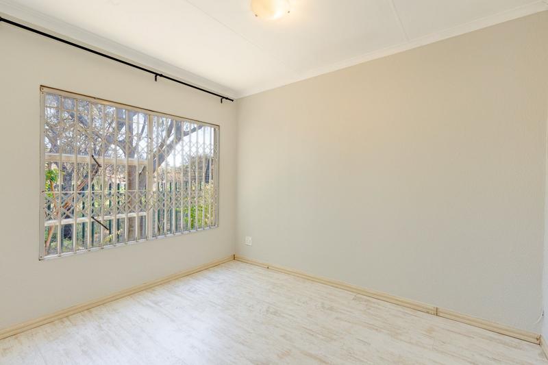 To Let 3 Bedroom Property for Rent in Douglasdale Gauteng