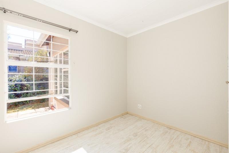To Let 3 Bedroom Property for Rent in Douglasdale Gauteng