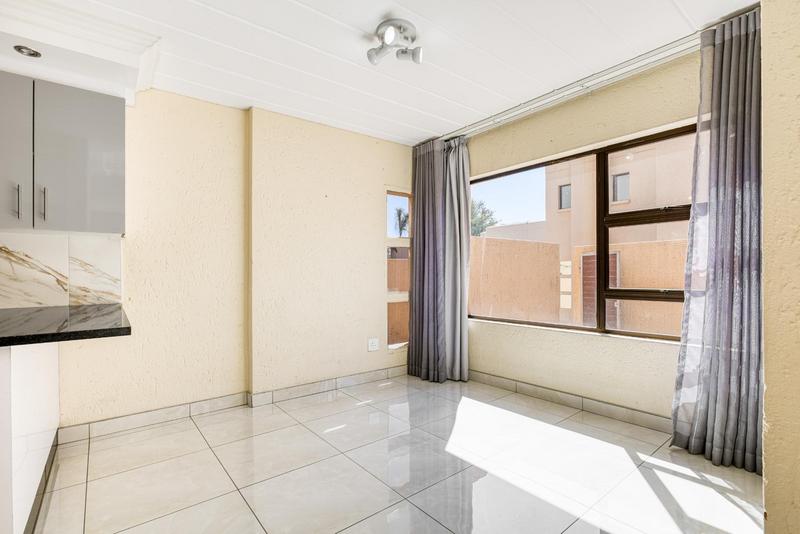 To Let 3 Bedroom Property for Rent in Lonehill Gauteng