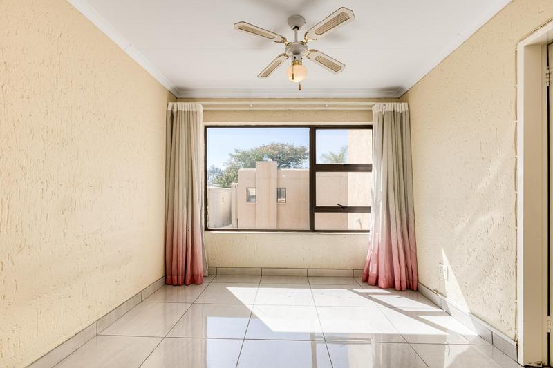 To Let 3 Bedroom Property for Rent in Lonehill Gauteng
