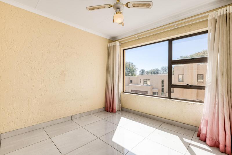 To Let 3 Bedroom Property for Rent in Lonehill Gauteng