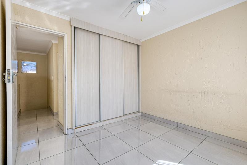 To Let 3 Bedroom Property for Rent in Lonehill Gauteng