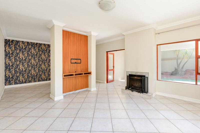 3 Bedroom Property for Sale in Sunninghill Gauteng