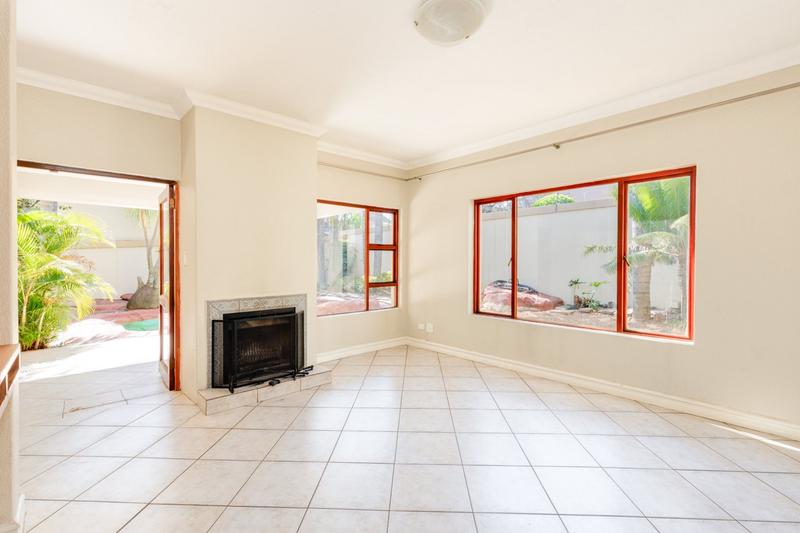 3 Bedroom Property for Sale in Sunninghill Gauteng