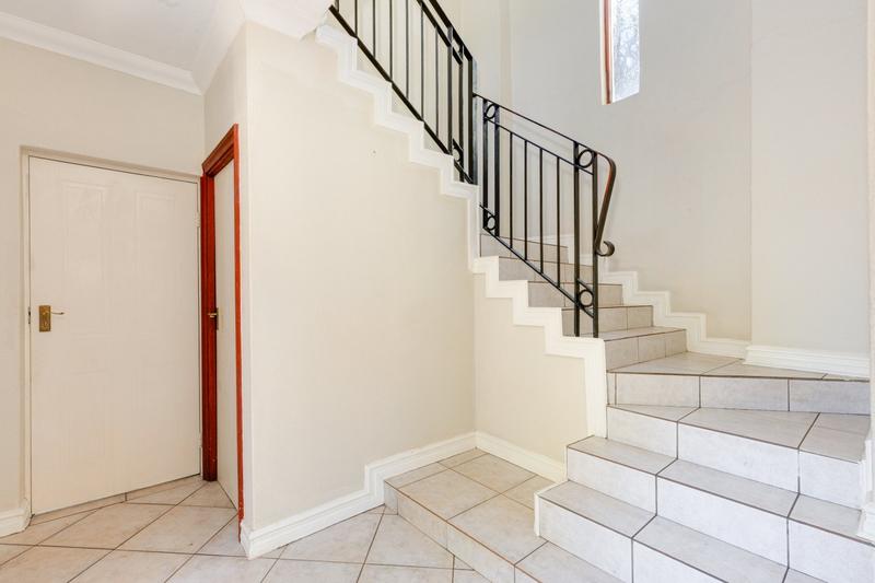 3 Bedroom Property for Sale in Sunninghill Gauteng